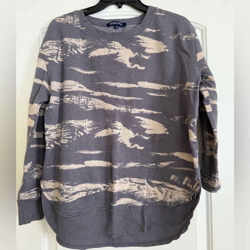 Ocean Drive Gray Textured Sweatshirt